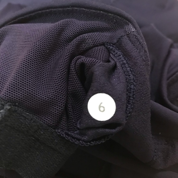 Lululemon Plum Top Size 6 - Picture 6 of 6